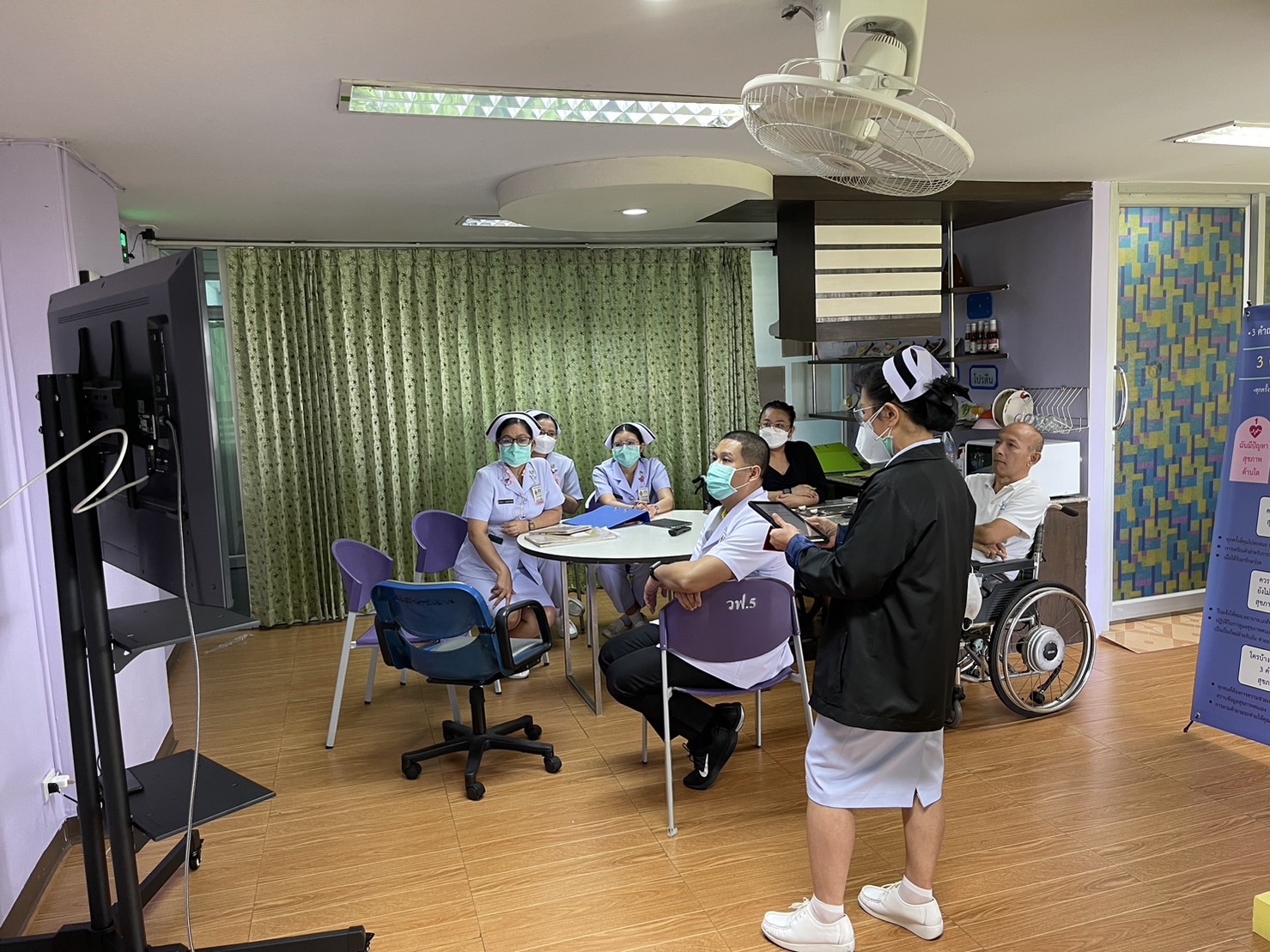 มูลนิธิพัฒนาศักยภาพคนพิการ ร่วมประชุมวางแผนในการส่งต่อผู้ป่วยราชการสนามกับทางทีมสหสาขา กองเวชศาสตร์ฟื้นฟู   โรงพยาบาลพระมงกุฎเกล้า